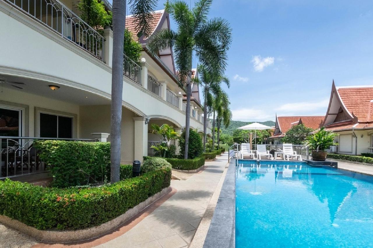 Nordic Tropical Resort Sattahip Extérieur photo