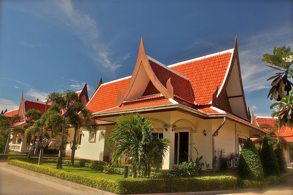 Nordic Tropical Resort Sattahip Extérieur photo