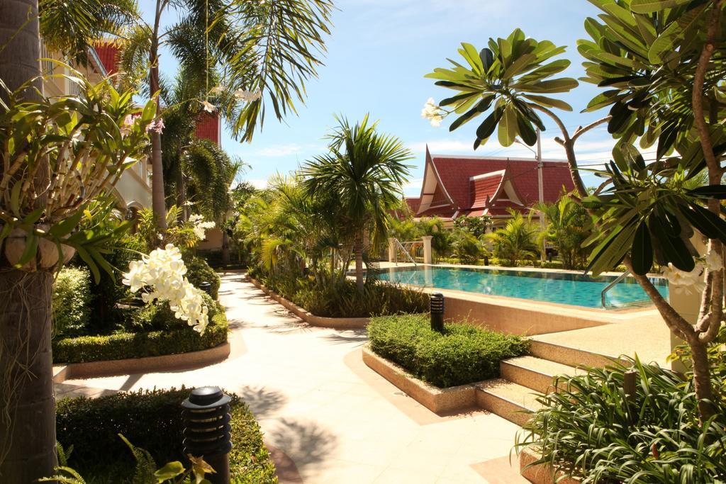 Nordic Tropical Resort Sattahip Extérieur photo