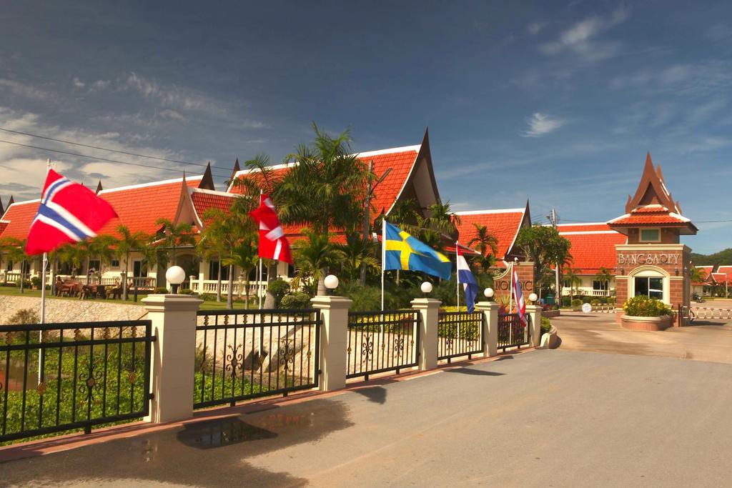 Nordic Tropical Resort Sattahip Extérieur photo